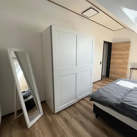 Haus Mariechen Whg 1 - 5-sterne-dtv-klassifizierung Nahe Silbersee Mit Balkon & Sauna, Freibad Fusslaeufig Frielendorf